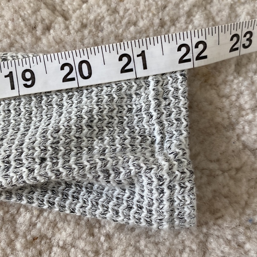 🥭 (4 for $15) Light gray Dress Alya - Picture 9 of 10